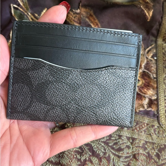 Authentic Coach signature leather/calf card case/ID - Picture 2 of 7